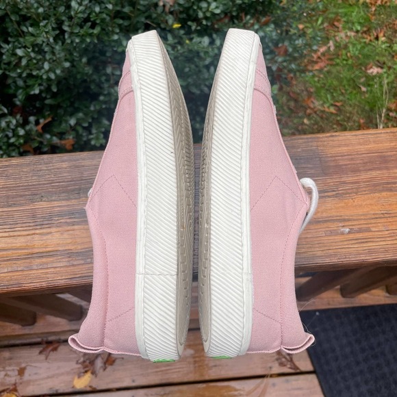 Cariuma OCA Low Sneaker in Pink Rose Canvas - Women's Size 10 1/2 - Picture 12 of 16